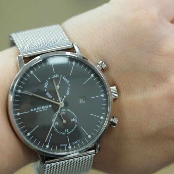 Akribos XXIV Men's Watch 2 Subdials Month, GMT Date Window Stainless Steel. - Picture 3 of 8